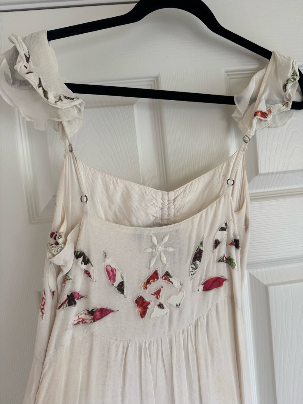 FARM Rio White Embroidered Maxi Dress with Tassel Tie - Picture 6 of 8